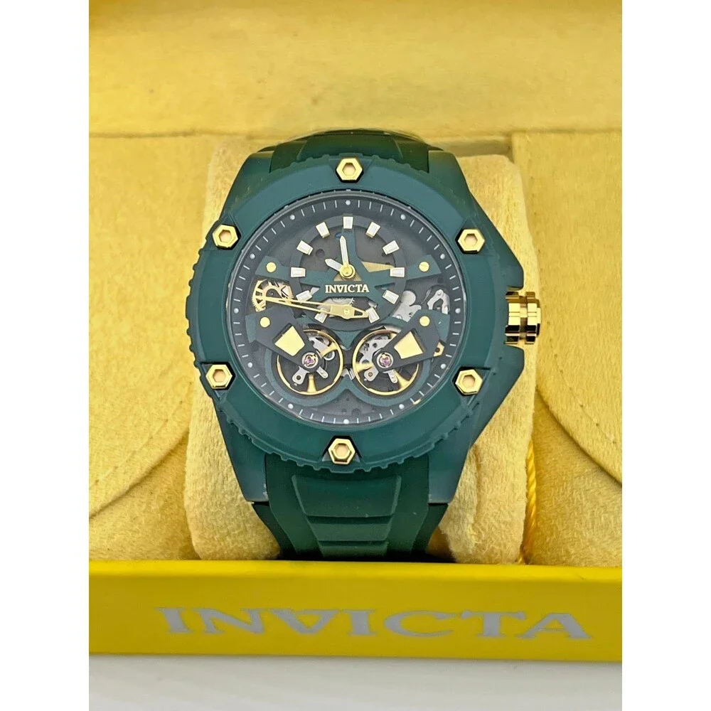 Invicta akula men